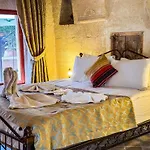 Nomads Cave Hotel&rooftop Szálloda 3*