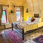 Szálloda Nomads Cave Hotel&rooftop 3*