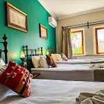 Nomads Cave Hotel&rooftop