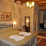 Nomads Cave Hotel&rooftop