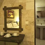 Nomads Cave Hotel&rooftop Szálloda 3*