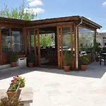Nomads Cave Hotel&rooftop Szálloda