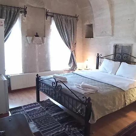 מלון Nomads Cave & Rooftop 2*