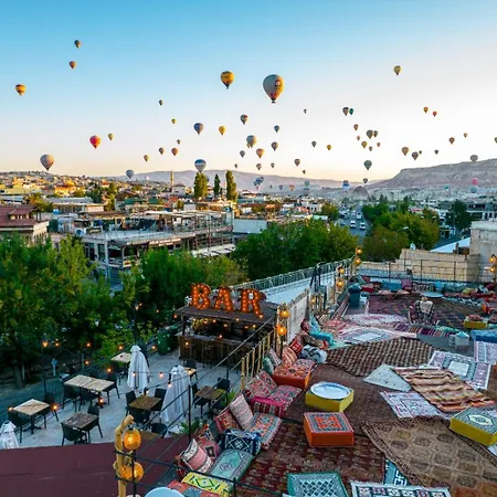 Nomads Cave & Rooftop 2* Göreme
