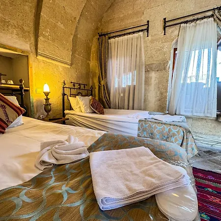 Hotel Nomads Cave & Rooftop