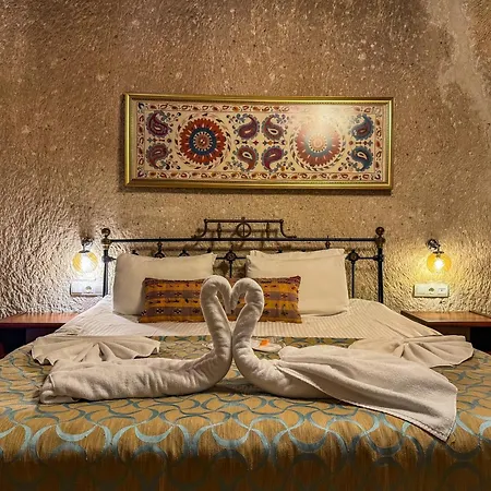 Готель Nomads Cave & Rooftop Гьореме