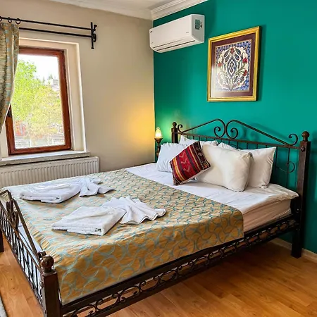 Nomads Cave Hotel&rooftop Szálloda 3*