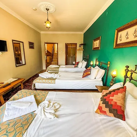 Nomads Cave Hotel&rooftop 3*