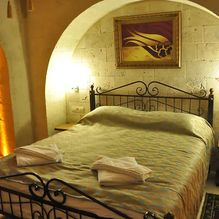 Nomads Cave & Rooftop 3*