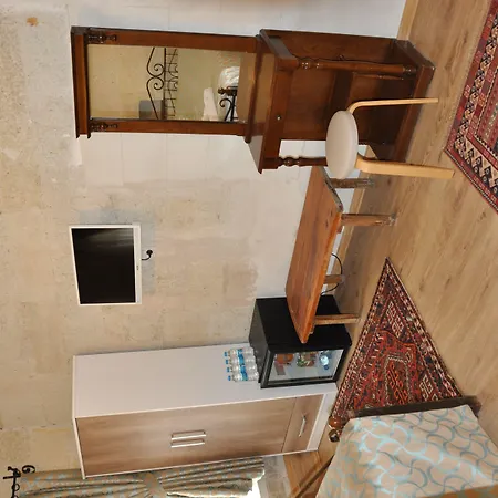 Nomads Cave Hotel&rooftop 3*