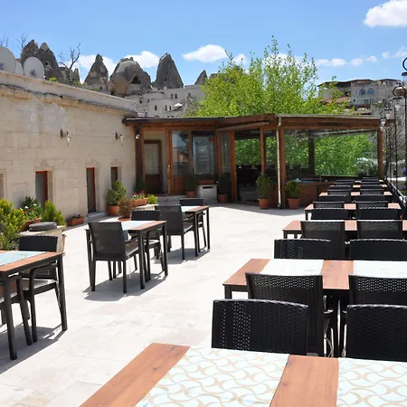 Hotel Nomads Cave & Rooftop Goreme