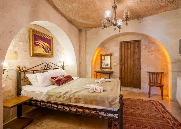 Nomads Cave & Rooftop 3*