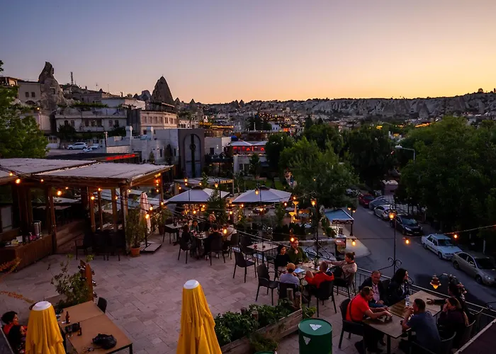Nomads Cave & Rooftop Goreme