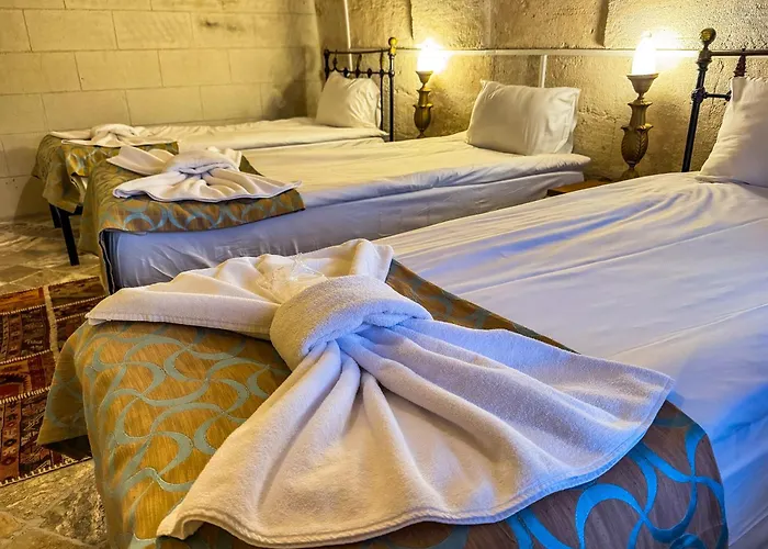 Nomads Cave & Rooftop Goreme