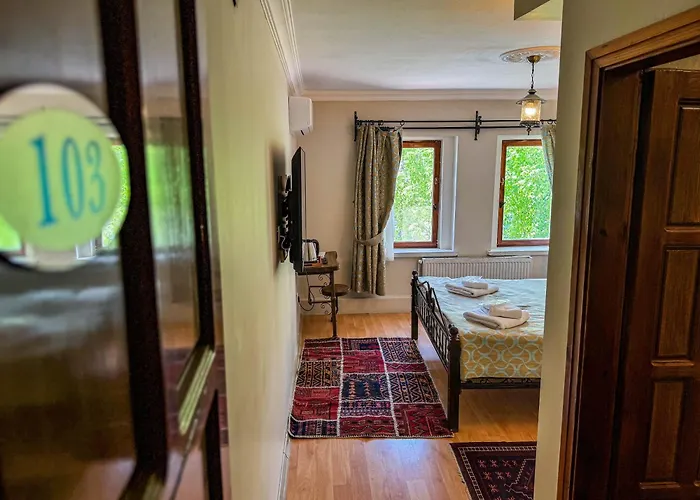 Nomads Cave & Rooftop 3* Goreme