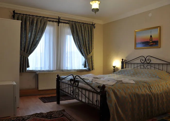 Nomads Cave & Rooftop Hotel 3*