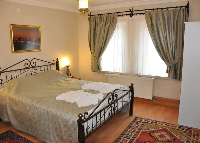 Hotel Nomads Cave & Rooftop 3*