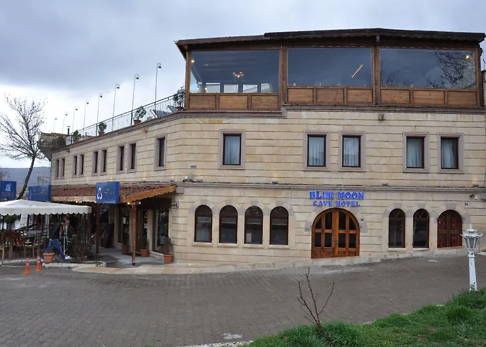 Nomads Cave & Rooftop Goreme